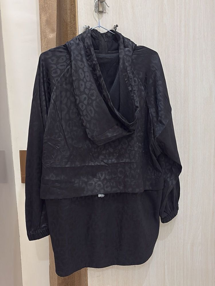 Black Leopard Print windcheater