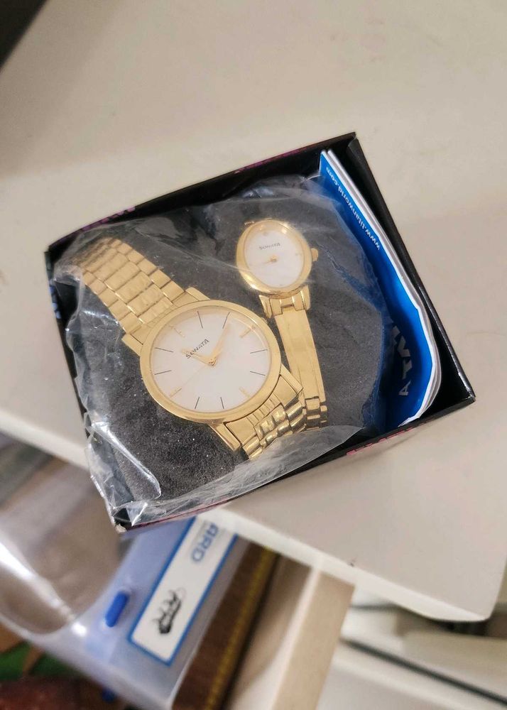 Elegant Gold Watch Set