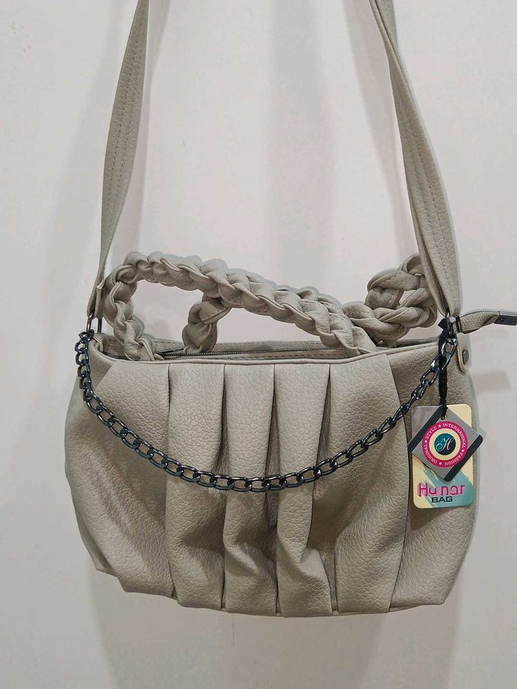 *New*Stylish Pleated Handbag with Chain Detail