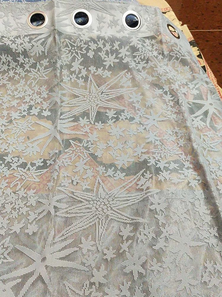 2 net curtains