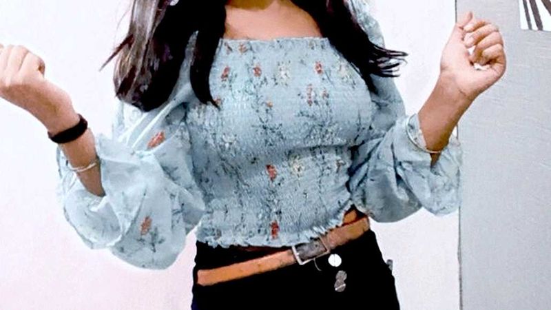 Tokyo Talkies Floral Smocked Crop Top