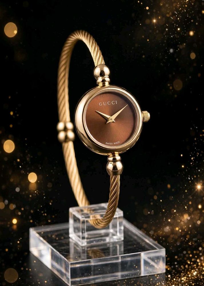 Gucci  Bangle Watch