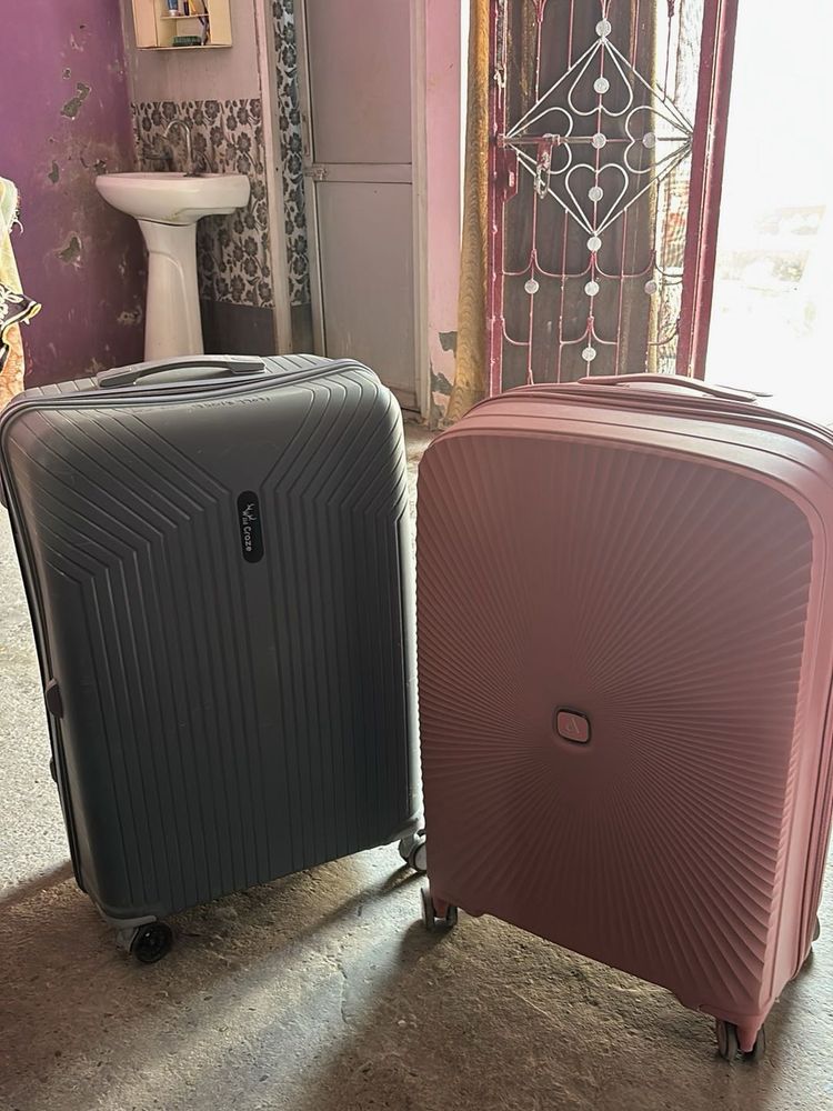 Set of 2 Hard Shell Luggage Bags