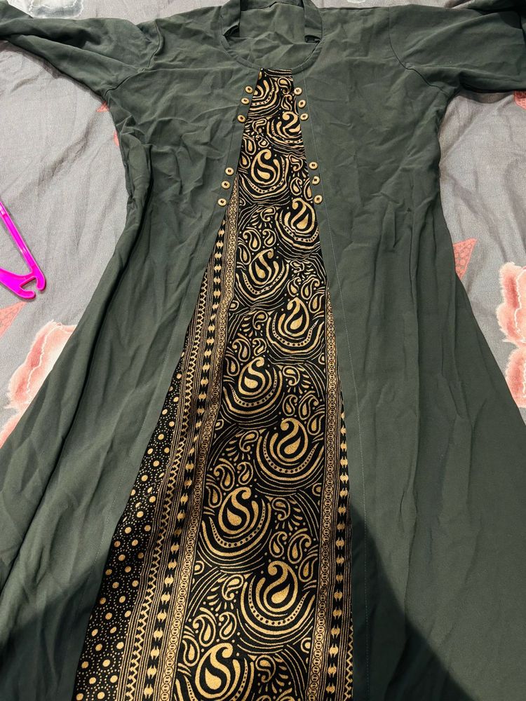 Elegant Grey &amp; Gold Print Kurta