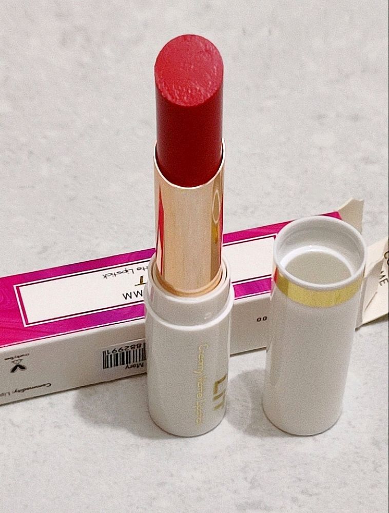 Myglamm LIT Creamy Matte Lipstick