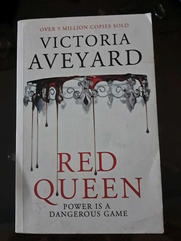 Red Queen by Victoria Aveyard