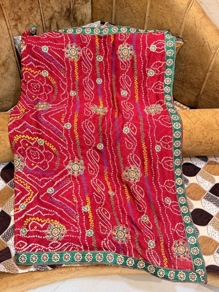 beautiful bandhej saree with blouse