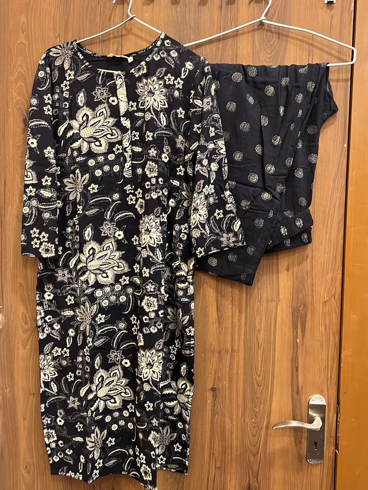 Combo For Kurta N Black Suit Set Without Dupatta