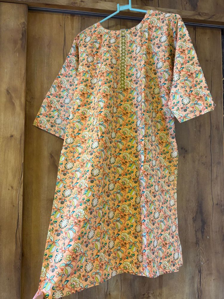 Vibrant Floral Print Kurta