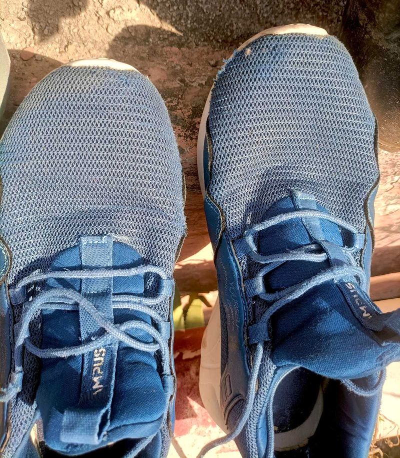 Campus Blue Athletic Shoes