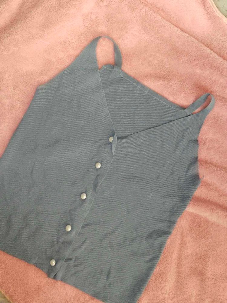 sleeveless camisole tanks
