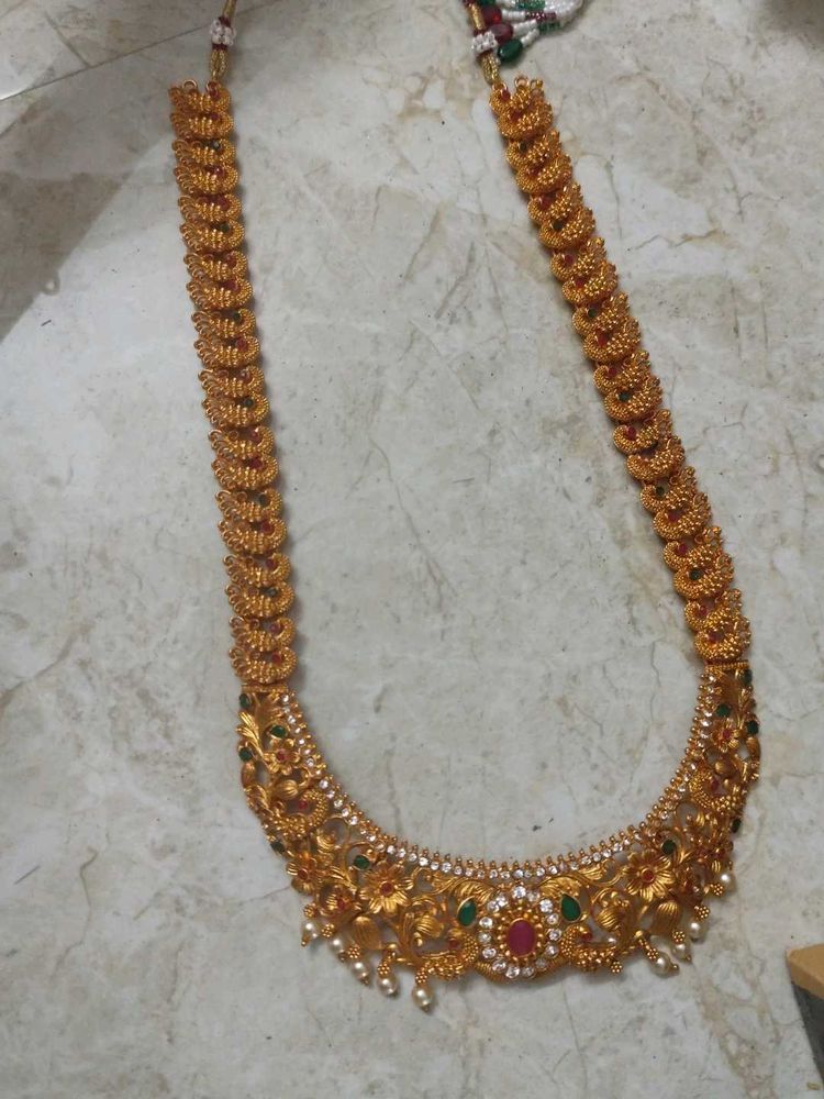 Traditional Gold Necklace Set