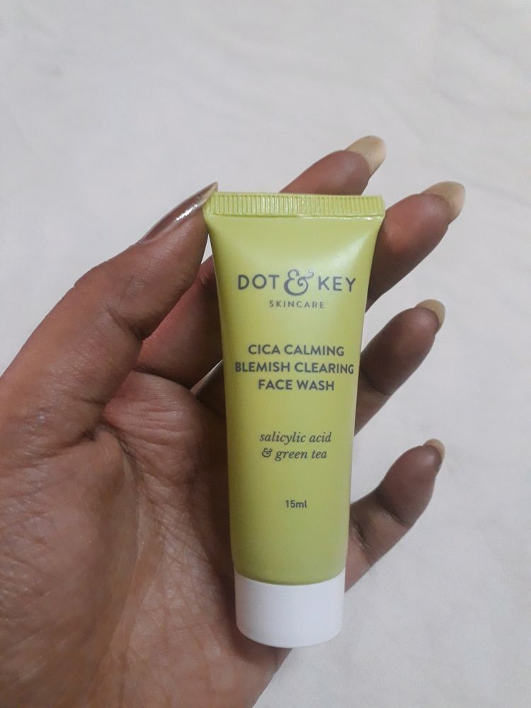 DOT AND KEY CICA FACE WASH