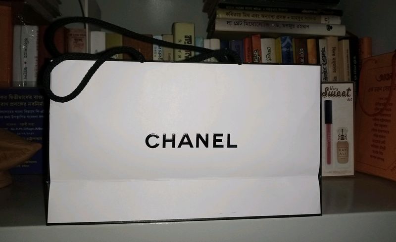 CHANEL Authentic Paper Bag