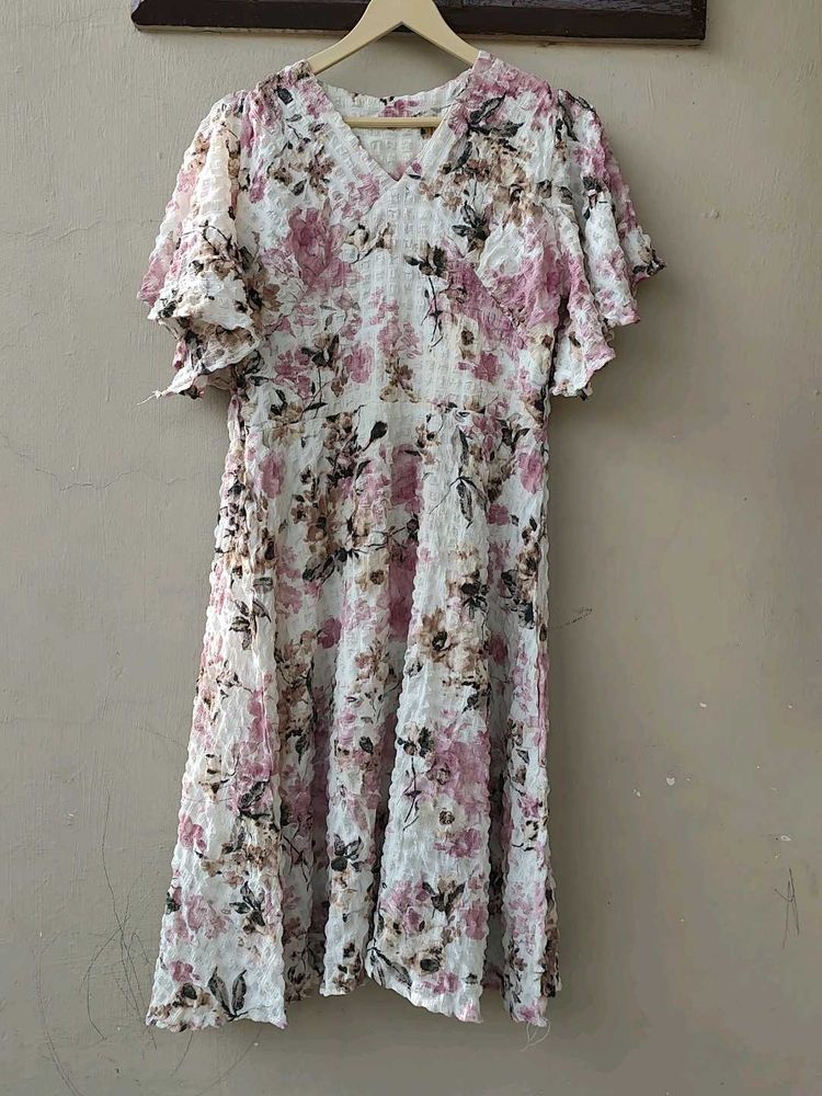Floral Print Flutter Sleeve Midi Dress