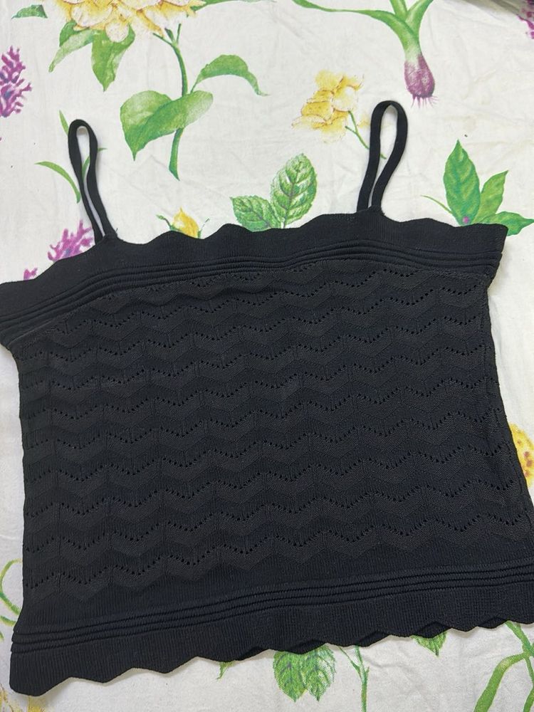 Chic Black Scalloped Knit Tank Top