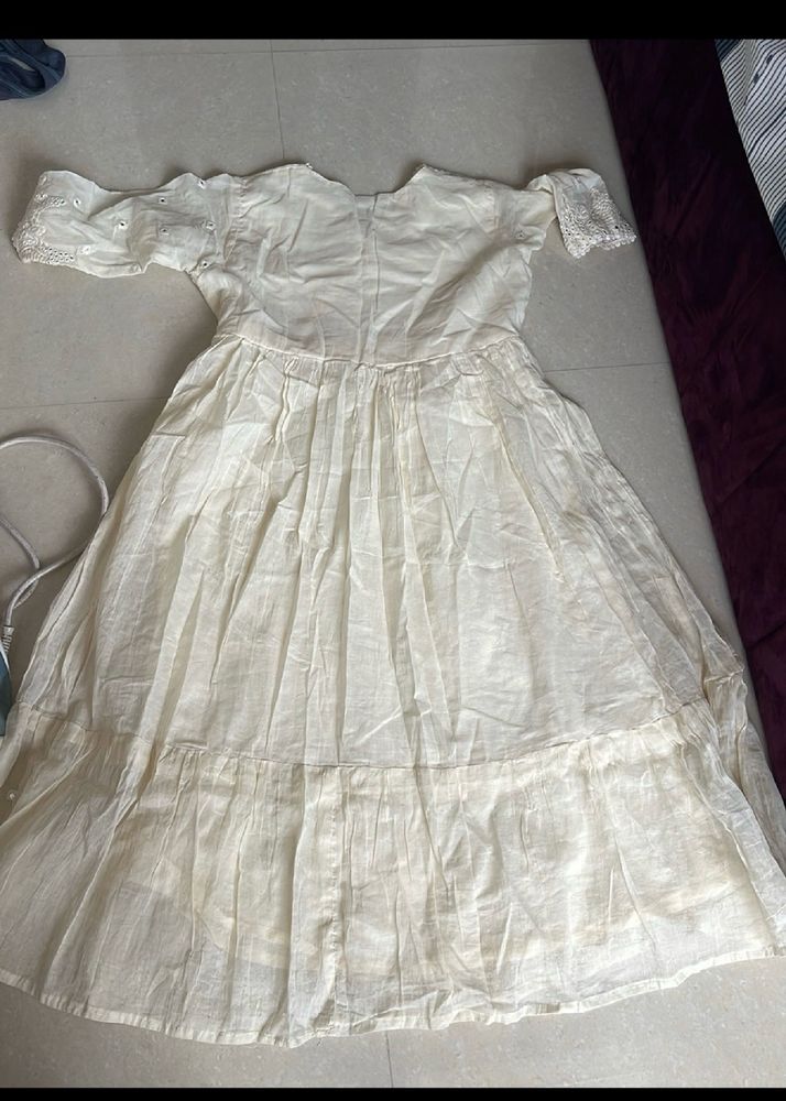 Women’s Gown