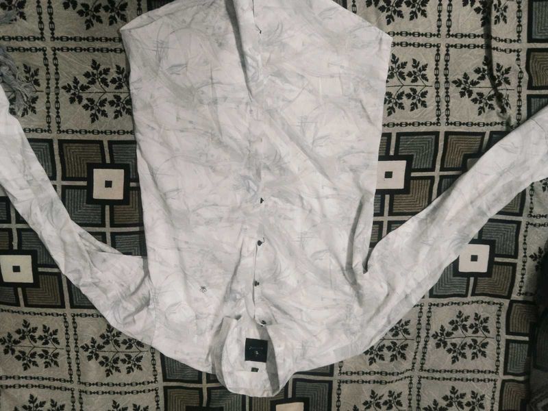 Men's White Printed Shirt