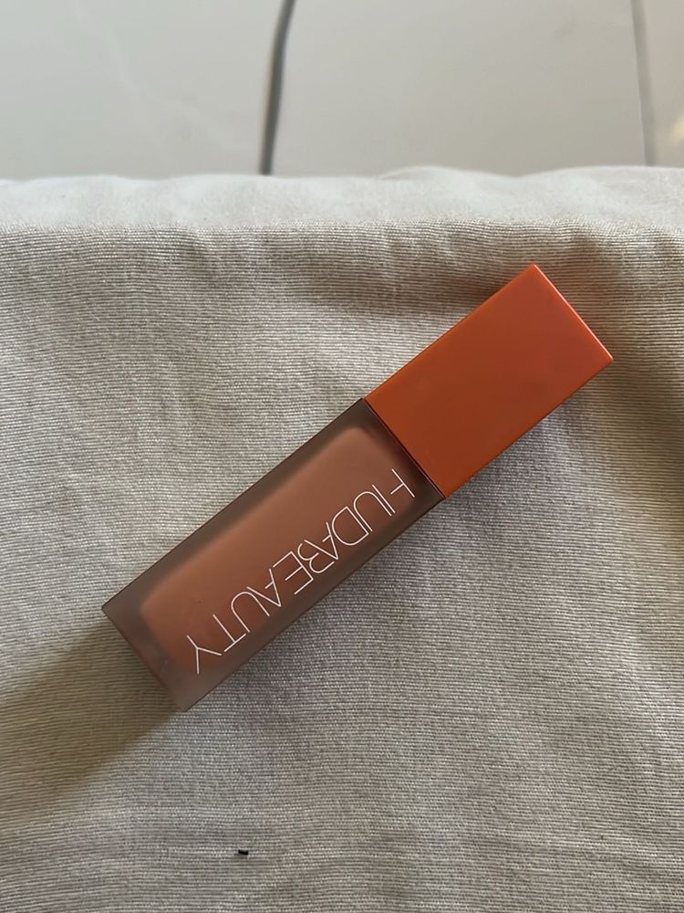 Huda Beauty Color Corrector- Peach