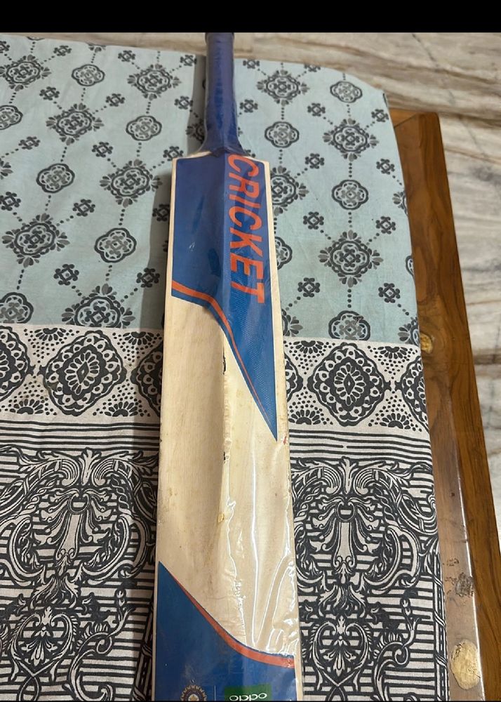 2 Oppo Cricket Autographed Bat Unused