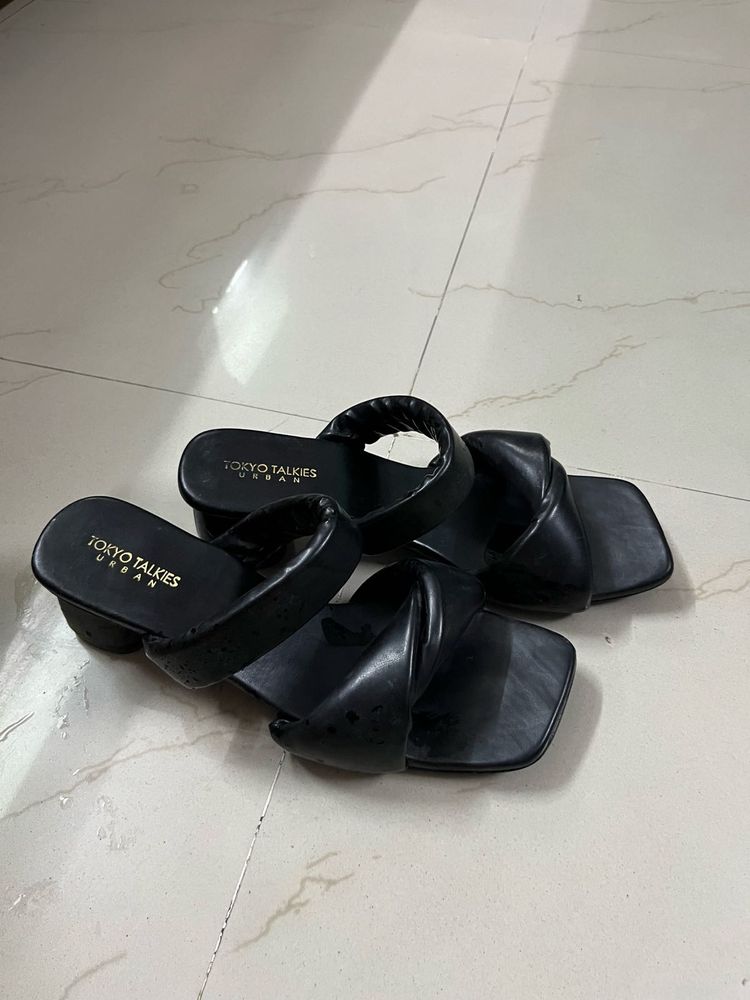 Tokyo Talkies Heels