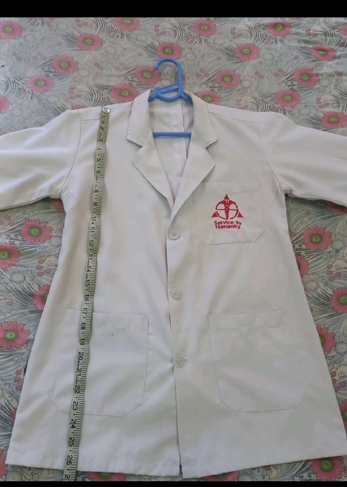 100 % cotton lab Coat - Service to Humanit