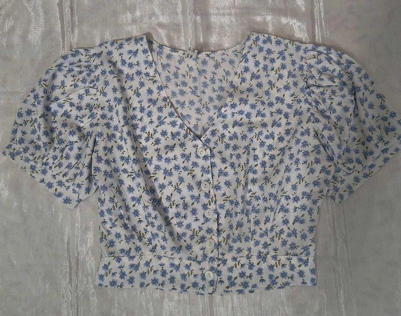 Cute Blue Floral Print Crop Top