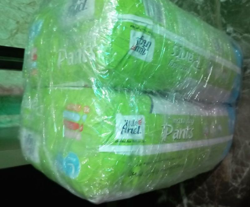 little angles (L) size brand new 96 diapers