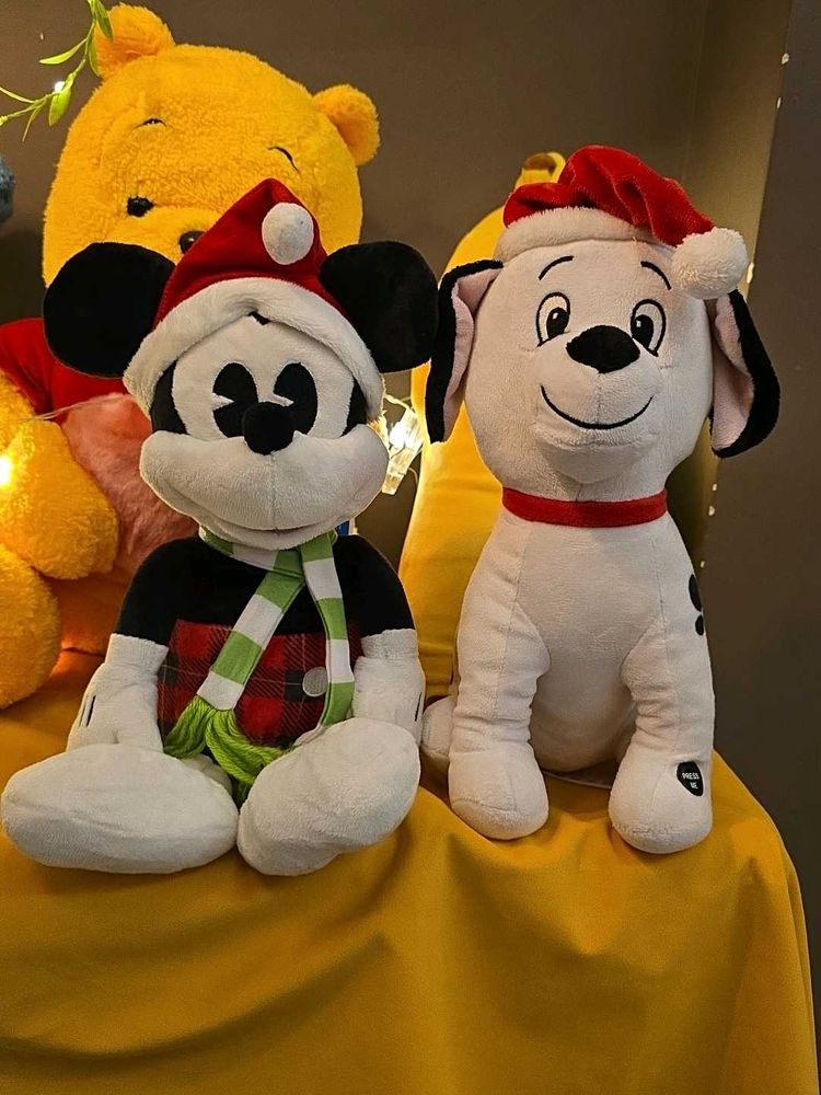 Disney Christmas Plush Set