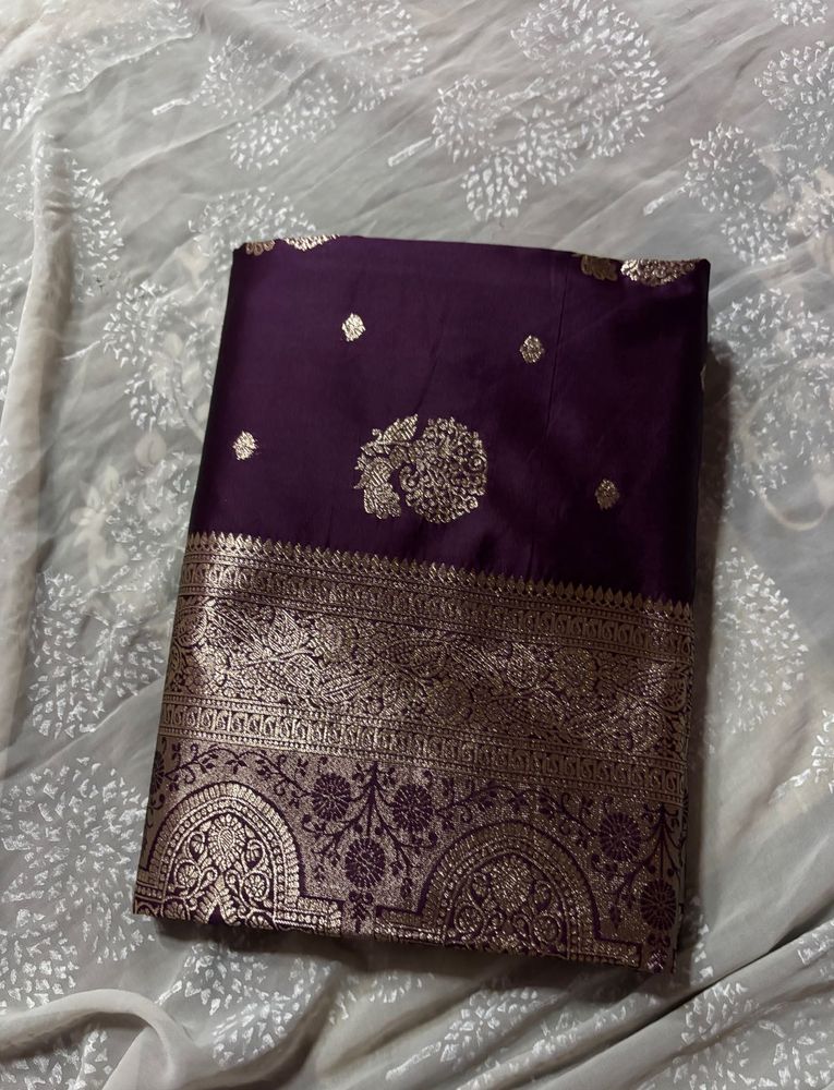 Designer Banarasi silk saree with blouse (women’s)