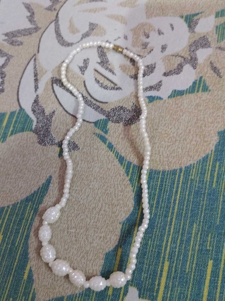 Vintage Pearl Beaded Necklace