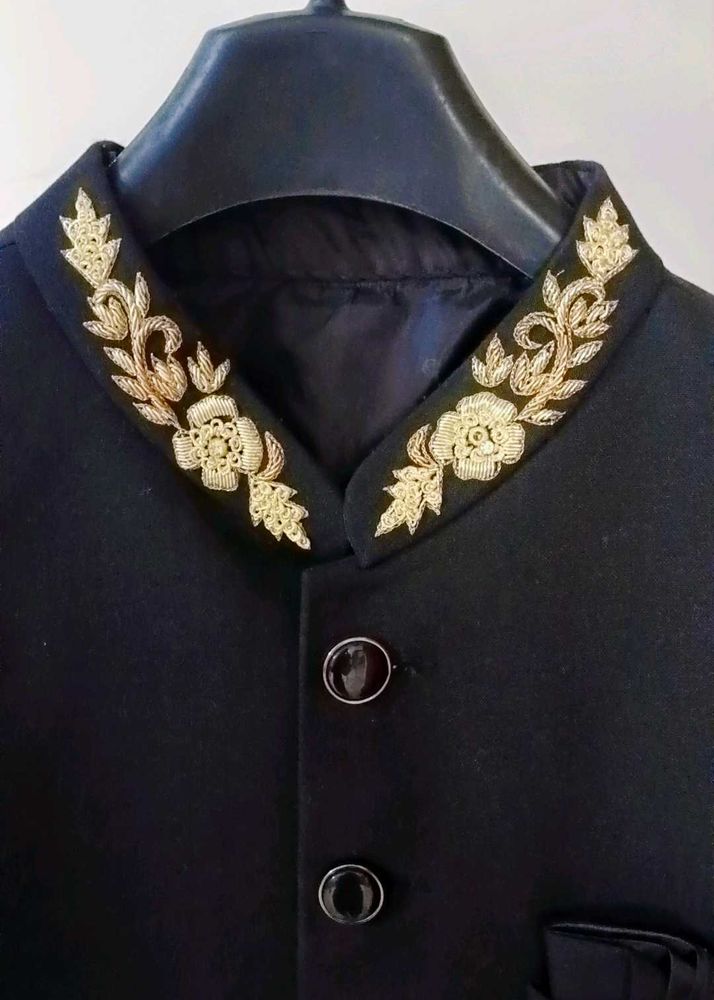 URGENT SALE ! Elegant Embroidered Black sherwani