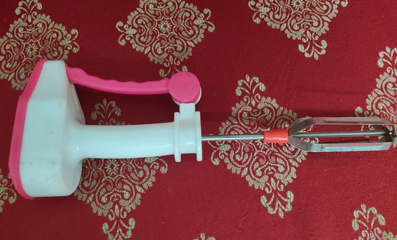 Power-Free Hand Blender and Beater