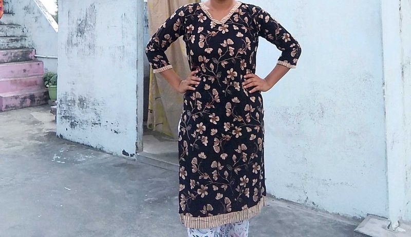 Elegant Floral Print Kurta