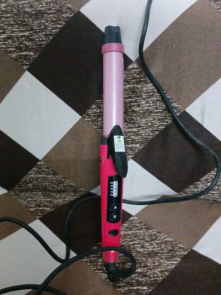 Nova Dual Hair Curling Iron And Stratner