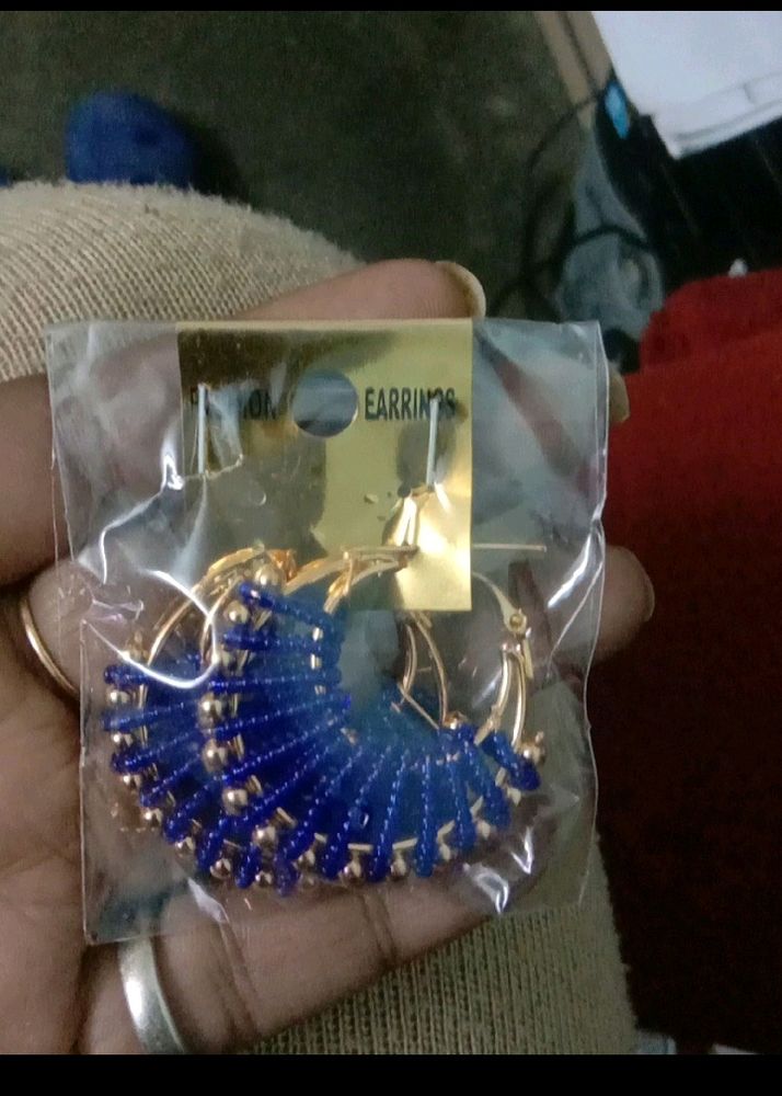 Earings