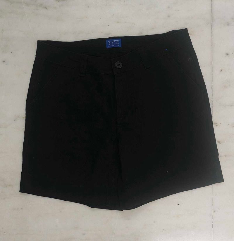 Simply Basic Black Skort