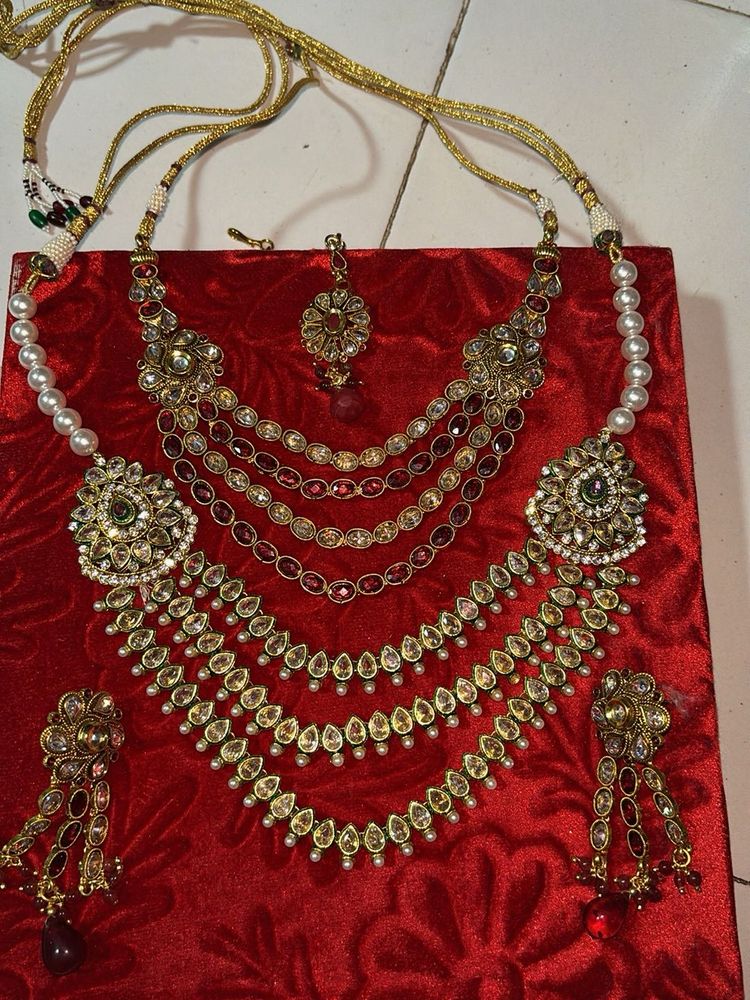 Stunning Indian Bridal Necklace Set