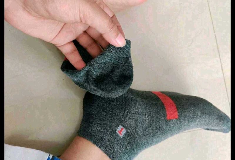Comfortable Grey Ankle Socks