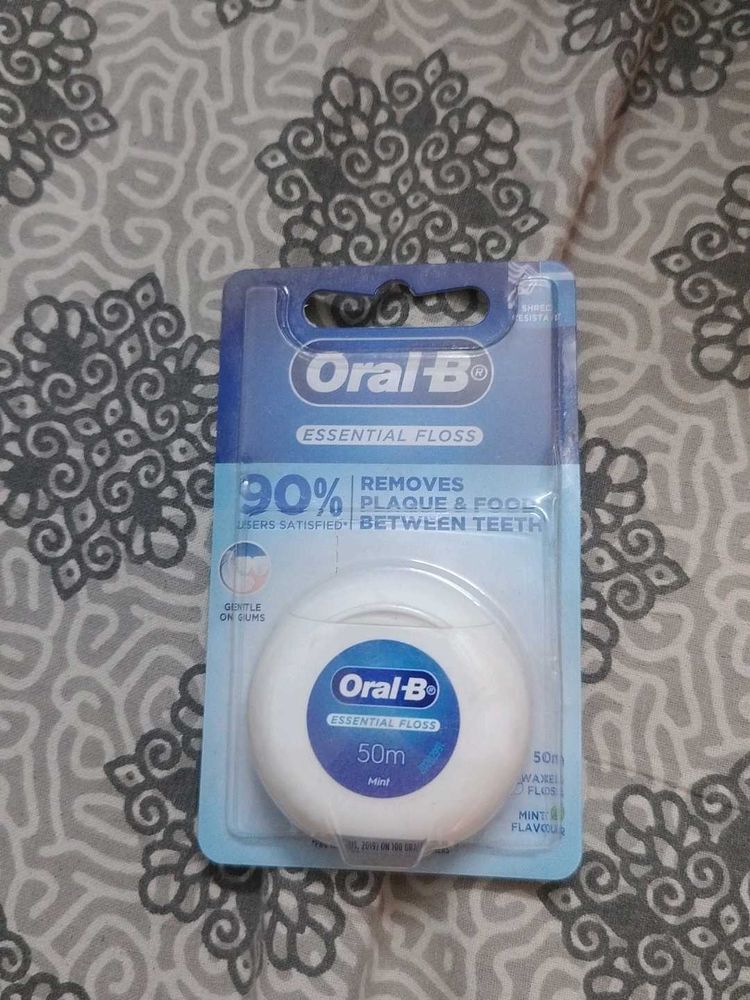 Oral-B Essential Floss Mint