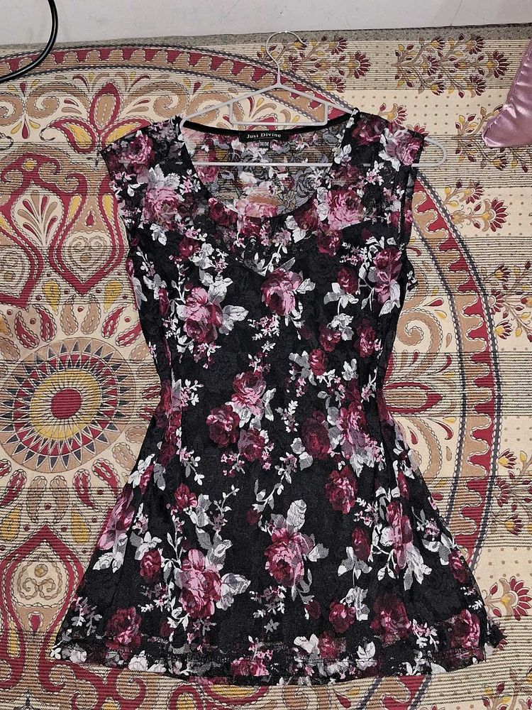 Chic Floral Lace Sleeveless Top