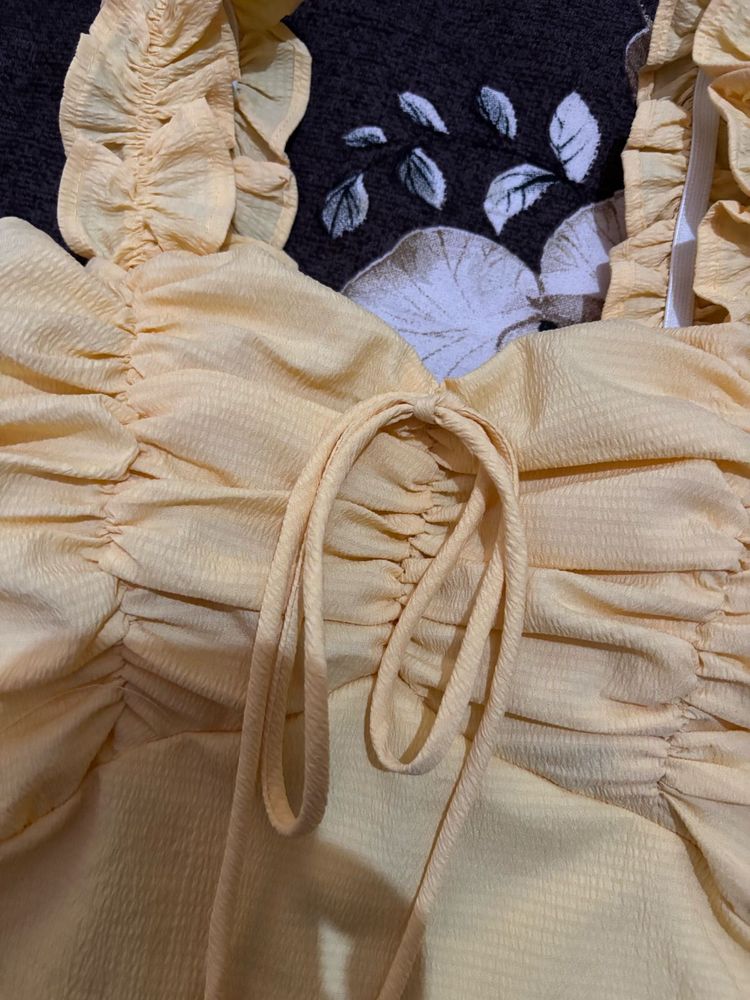 Chic Ruched Yellow Top