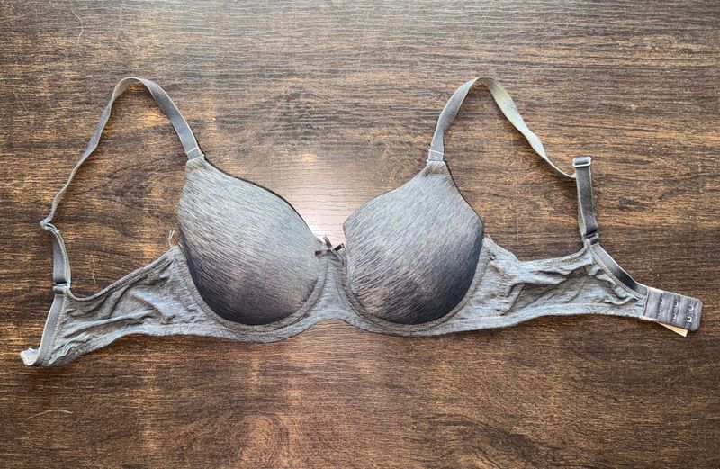 Comfortable Tshirt Grey Bra