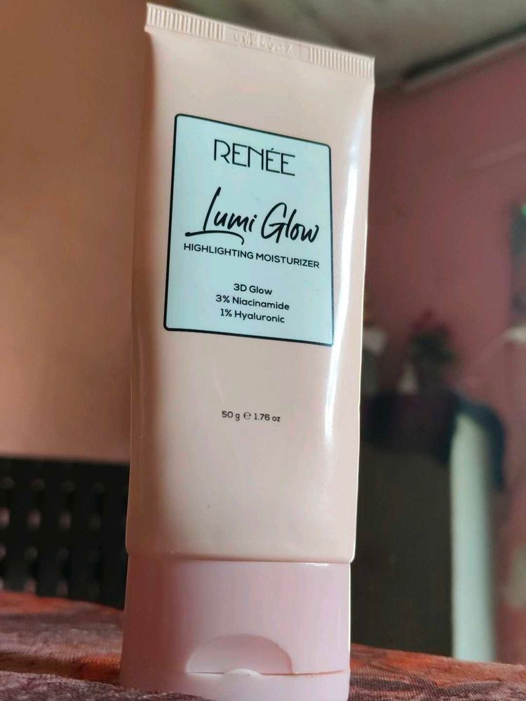 RENEE Lumi Glow Highlighting Moisturizer