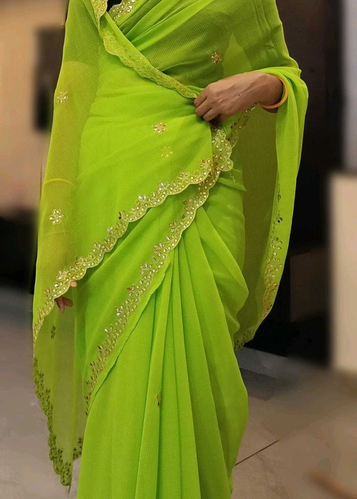 cut border green 💚 saare 🤩