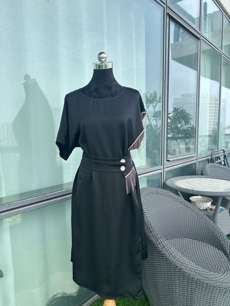 Elegant Black Dress with Fringe Detail