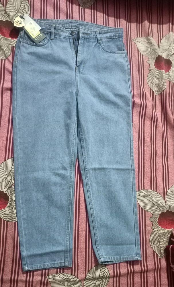 beautiful jeans for women 🙂