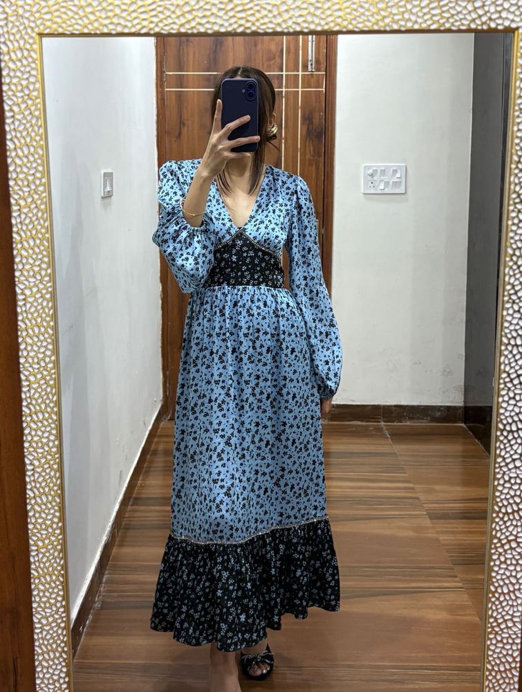 Ditsy Floral Pastel Blue-Black Print Midi Dress