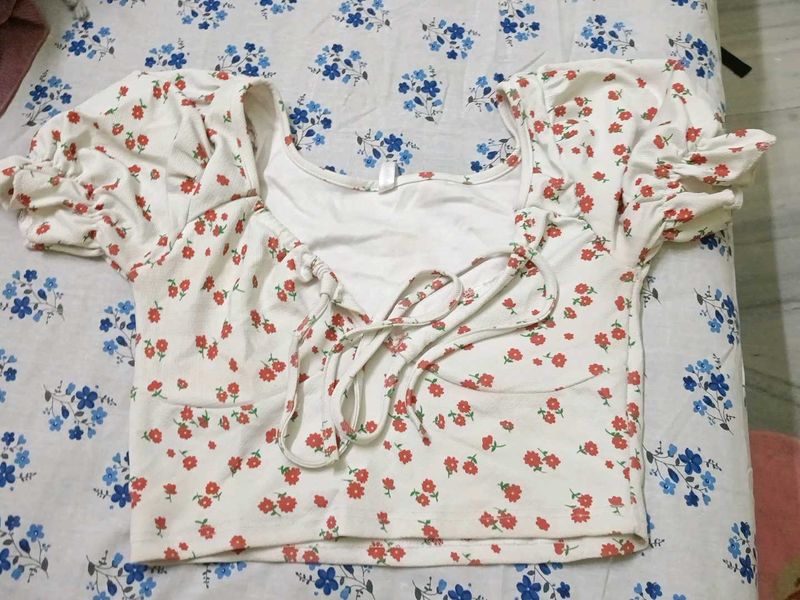 Cute Floral Print Puff Sleeve Top