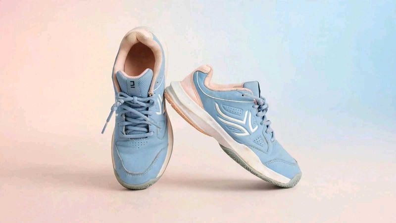 💫 Girl'sLight Blue Lace-Up Sneakers